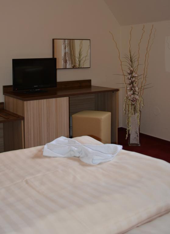 Hotel Koruna Karlstejn ห้อง รูปภาพ