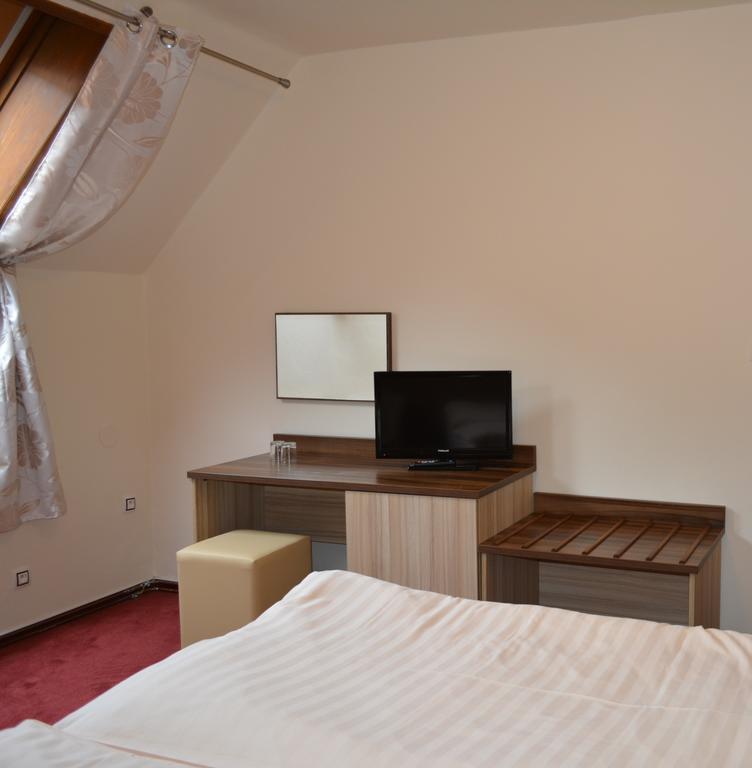 Hotel Koruna Karlstejn ห้อง รูปภาพ