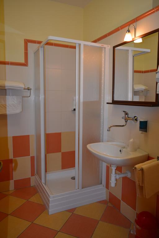 Hotel Koruna Karlstejn ห้อง รูปภาพ